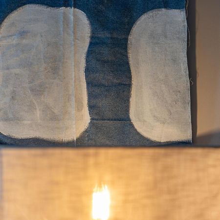 Le Bleu Jean Denim Arenes - Une Nuit A Nimes Exterior photo